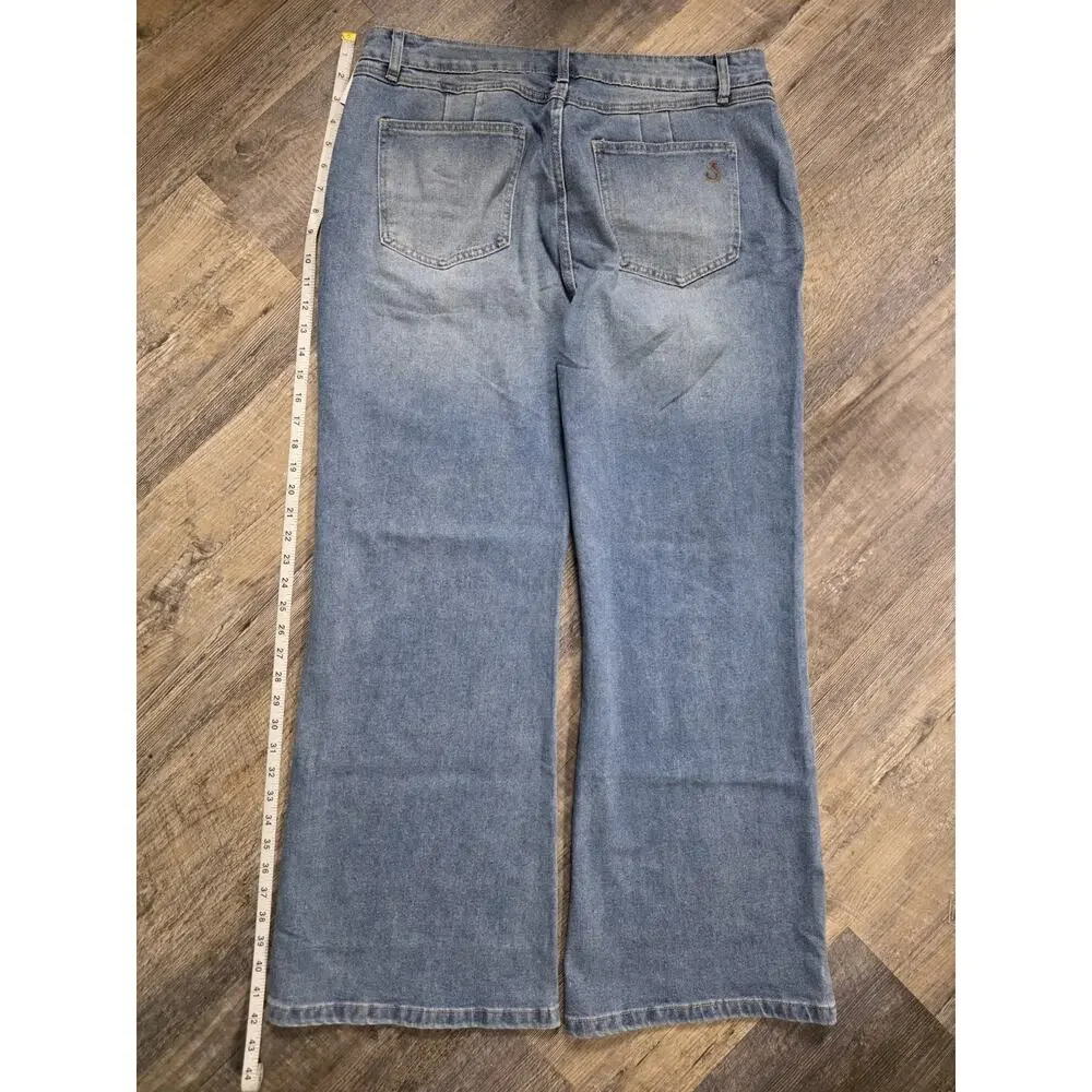 EM Wide Leg Jeans 2XL Light Wash High Rise Stretch Denim Flare MSRP $58 - Picture 6 of 7